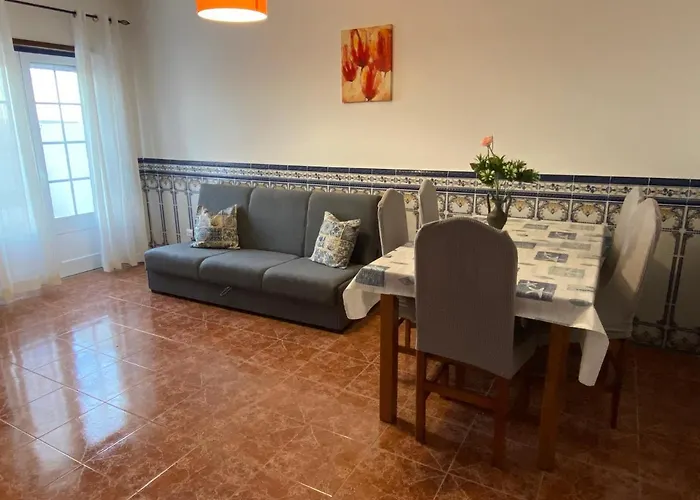 Apartment R5 *